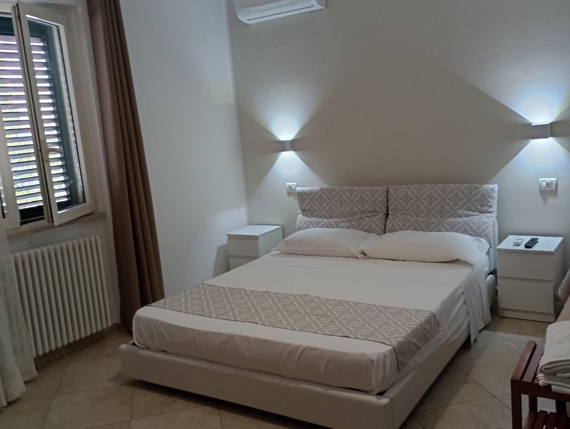 Viola Di Mare Rooms And Parking Termoli Exterior foto