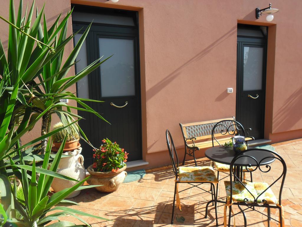 Viola Di Mare Rooms And Parking Termoli Exterior foto